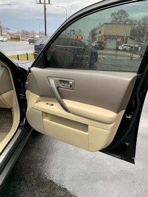 Alex Auto Interior Repairs and Upholstery